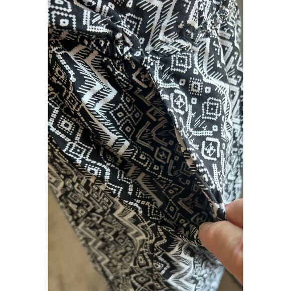 Joe Boxer Black and White Mixed Design Spaghetti Strap Pockets Jumper Shorts 3X - Picture 5 of 8